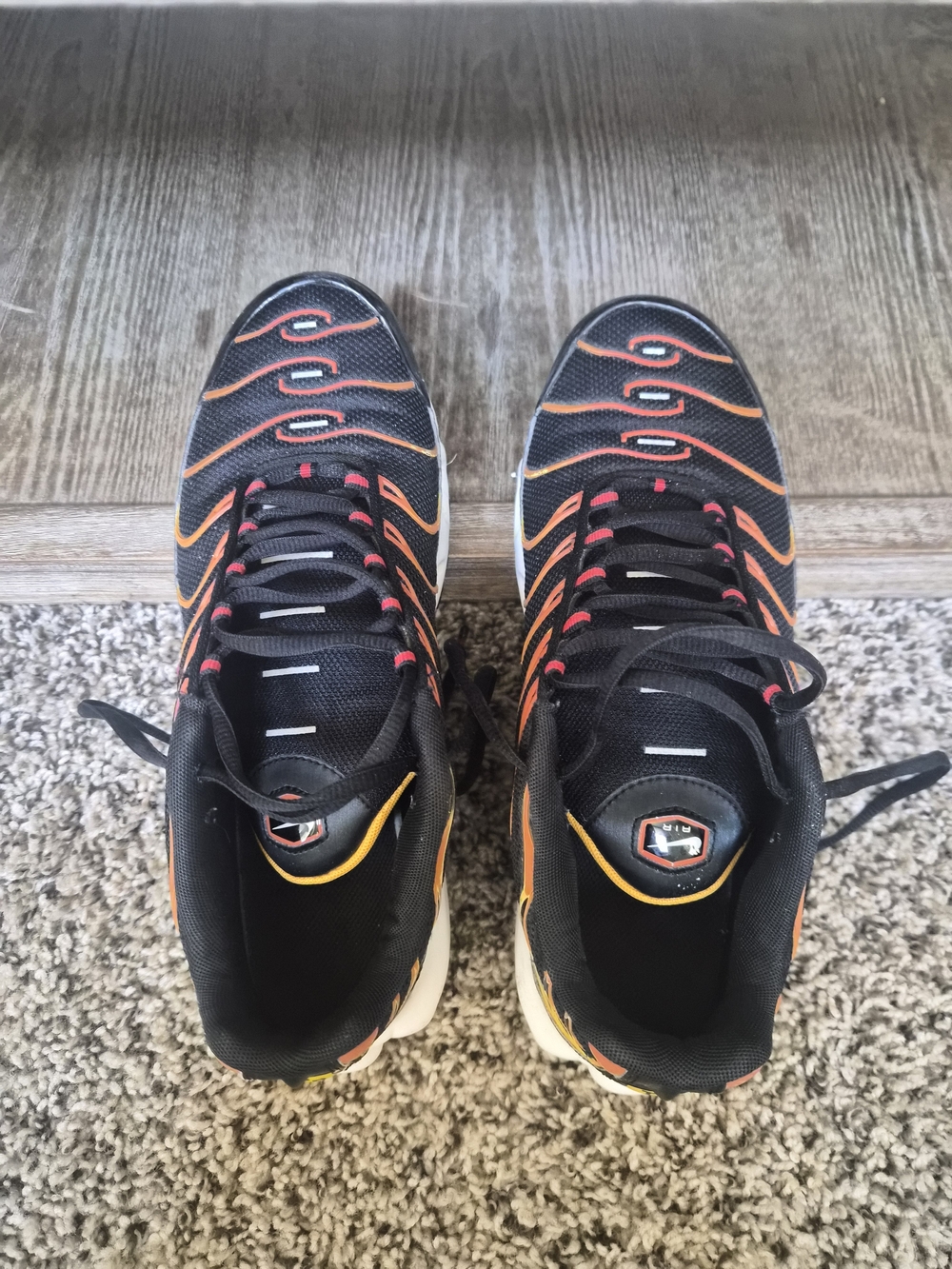 Nike Air Max Plus Reverse Sunset  Sneakers